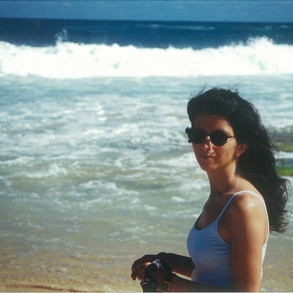 Meet your Posher, Mella - Picture 1 of 6